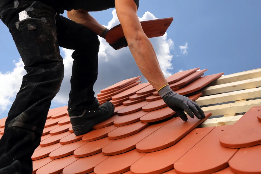 What To Expect During A Metal Roof Installation Process in West Palm Beach, FL